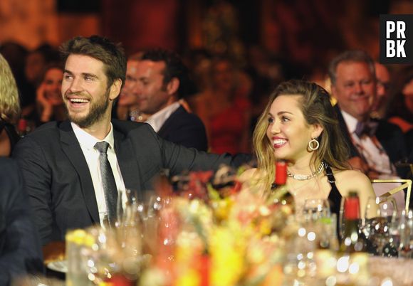 Miley Cyrus e Liam Hemsworth chegam em acordo e separação deve ser finalizada em 2020