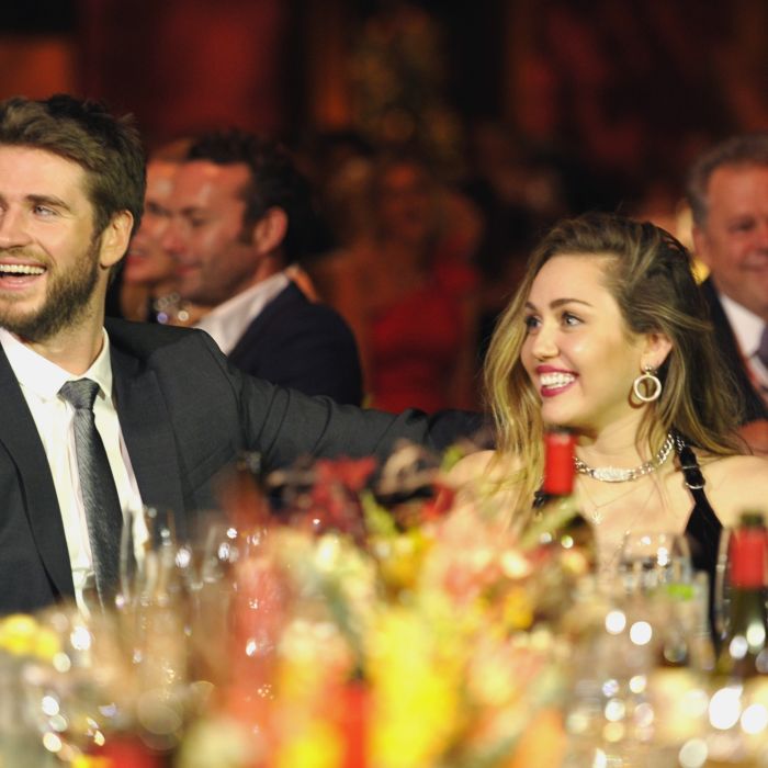 Miley Cyrus e Liam Hemsworth chegam em acordo e separação deve ser finalizada em 2020