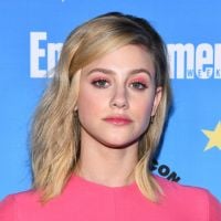 Lili Reinhart se irrita após comentários sobre sua vida pessoal e desabafa: "As pessoas são babacas"