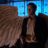 Tom Ellis manda indireta para Donald Trump após iniciar as gravações da 6ª temporada de "Lucifer"