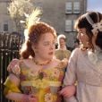 "Bridgerton": Penelope Featherington (Nicola Coughlan) e Eloise Bridgerton (Claudia Jessie) são melhores amigas na história
