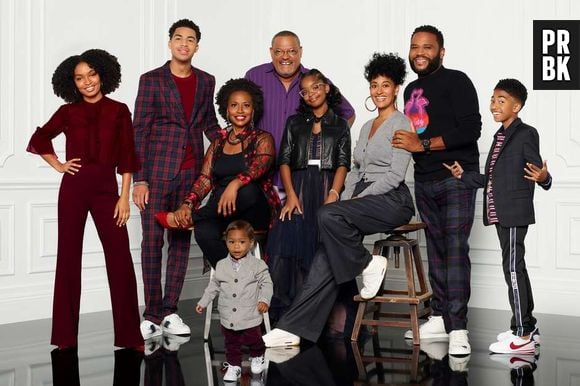 Séries para aprender inglês: "Black-ish" conta a história de uma família norte-americana negra bem sucedida que faz de tudo para não se afastar de sua identidade