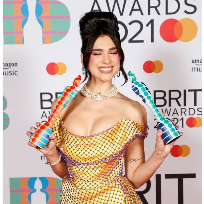 Dua Lipa ganhou os prêmios de Melhor Álbum e Melhor Artista Feminina no BRIT Awards