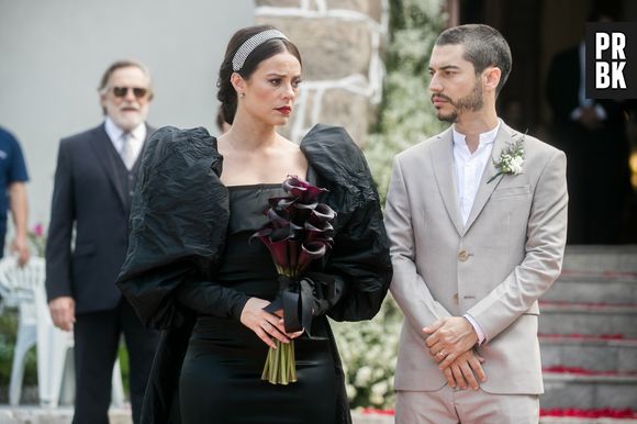 Camilo disse 'não' para Vivi Guedes e expõs traição da noiva no casamento na novela 'A Dona do Pedaço'