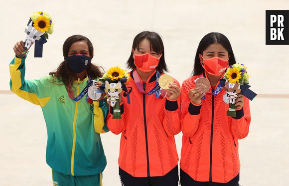 Nas Olimpíadas de Tóquio, Rayssa Leal ganhou medalha de prata no skate street nesta segunda-feira (26)