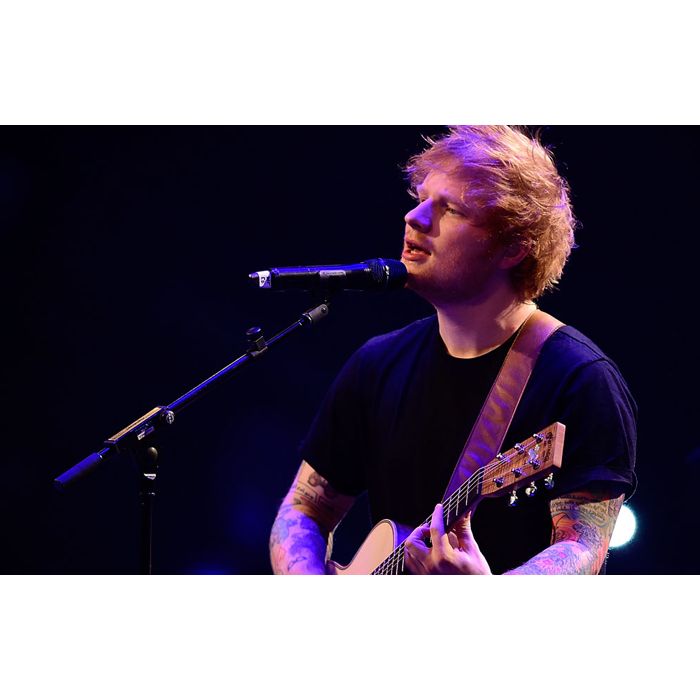  Ed Sheeran e seu CD &quot;X&quot; completa o p&amp;oacute;dio dos discos mais vendidos do ano 