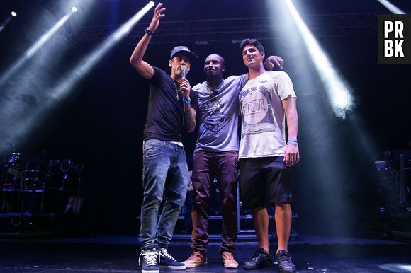 Neymar Jr. e Gabriel Medina curtiram o show do Thiaguinho nesse último domingo, 28.