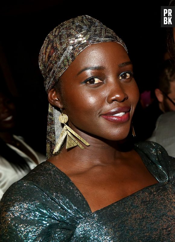 Lupita Nyong'o aparece em 57º lugar no ranking dos "Rostos Mais Bonitos" 