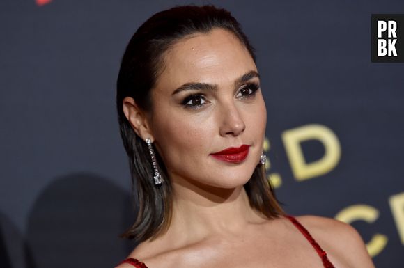 Gal Gadot aparece em 15º lugar no ranking dos "Rostos Mais Bonitos"