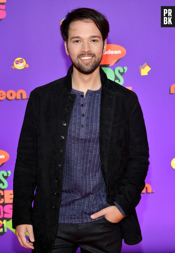 Nathan Kress, de "iCarly", comemora seus 30 anos em 18 de novembro de 2022