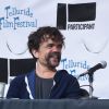 Peter Dinklage critica novo live-action de "Branca de Neve e os sete anões". Filme trará protagonista com descendência latina, mas segue contando história capacitista