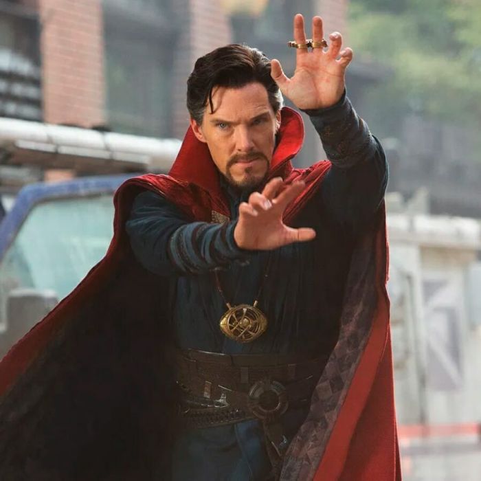 Teoria diz que Doutor Estranho (Benedict Cumberbatch) deixou Thanos (Josh Brolin) vencer em &quot;Vingadores: Guerra Infinita&quot; por outro motivo
