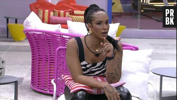 "BBB22": Linn da Quebrada sonhou com gravidez e Jessilaine disse que isso significa que alguma pessoa próxima está grávida. Será que é Natália?