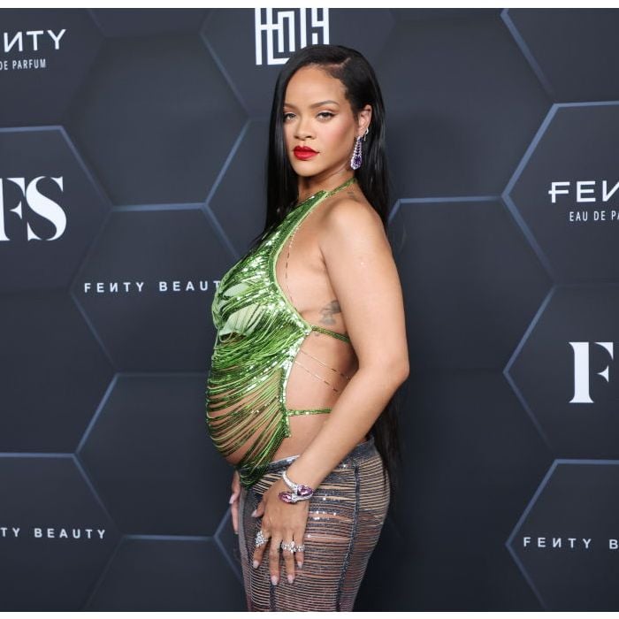 Rihanna grávida era tudo o que precisávamos