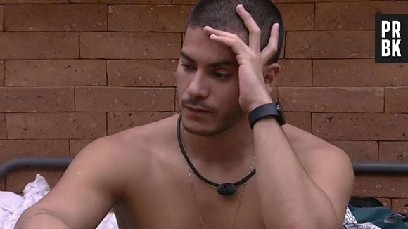 "BBB22": Arthur Aguiar é acusado de machismo nas redes sociais mais uma vez