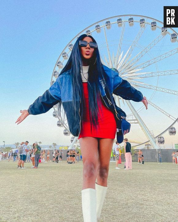 Coachella foi recheado de botas brancas, como usou Camilla de Lucas