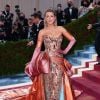 Blake Lively usou vestido que fazia referência à Grand Central Station, onde sua personagem, Serena, aparece pela 1ª vez em "Gossip Girl"