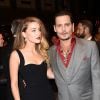 Johnny Depp deverá pagar a Amber Heard US$ 2 milhões 