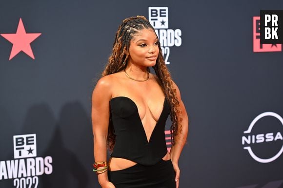 BET Awards 2022: Halle Bailey também foi de preto