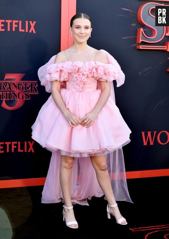 Millie Bobby Brown já teve uma fase com muitos looks rosas