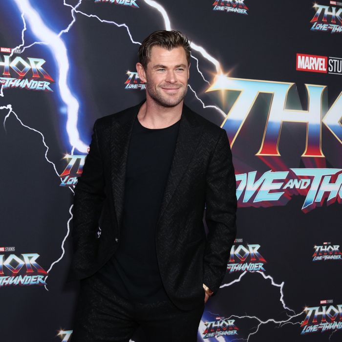 &quot;Thor 4&quot;: Chris Hemsworth contou que os filhos de Taika Waititi, Natalie Portman e Christian Bale também gravaram cenas pro filme