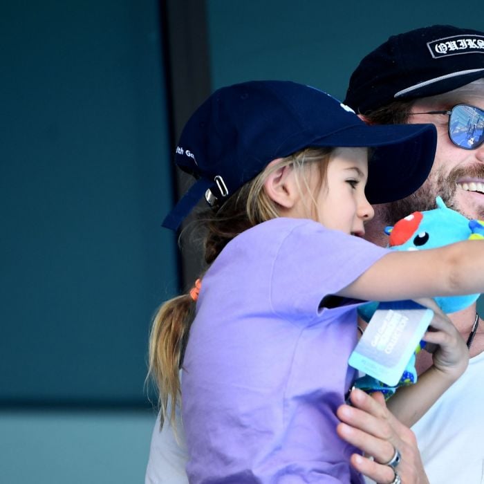 Chris Hemsworth compartilha fotos de sua filha em Thor