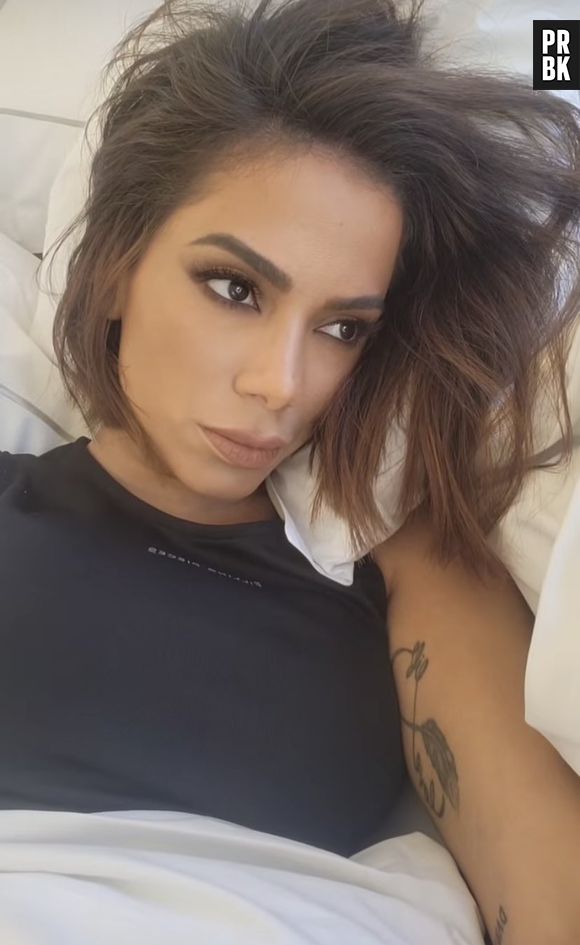 Anitta revela reação de Murda Beatz com novo cabelo: "Apaixonado"