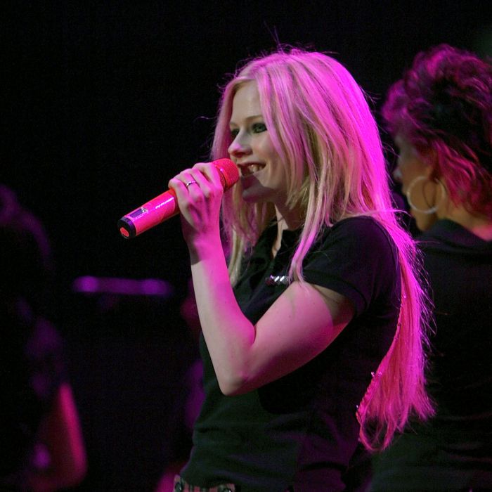 Sk8r Boi Uma Das Maiores Músicas De 2002 Deve Estar No Setlist De Avril Lavigne No Rock In Rio