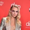 Visita de Margot Robbie   pode ser outro sinal de que os amigos e familiares da modelo estão prontos e dispostos a oferecer apoio.