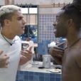 "A Fazenda": Pelé briga com Tiago e tenta provocar expulsão. Vídeo!