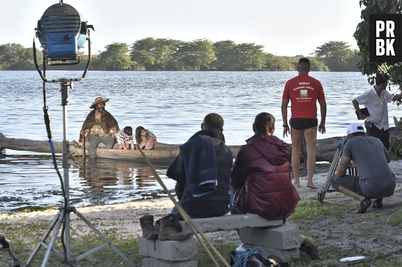 "Pantanal": Maria Marruá (Lia Luperi) e o cramulhãozinho (Theo Luperi) enxergarão espírito de José Leôncio (Marcos Palmeira) após ele morrer e se transformar no Velho do Rio