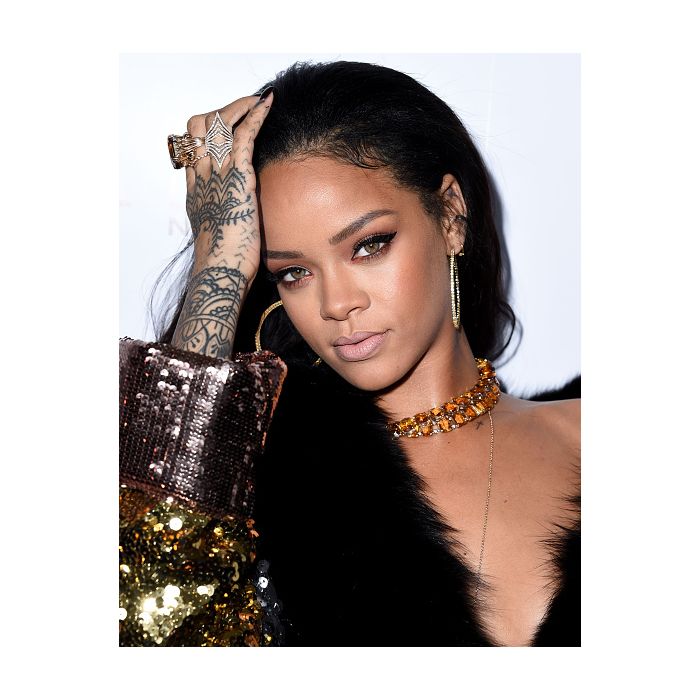  Rihanna j&amp;aacute; est&amp;aacute; confirmada no Grammy Awards 2015, que acontece no dia 8 de fevereiro 