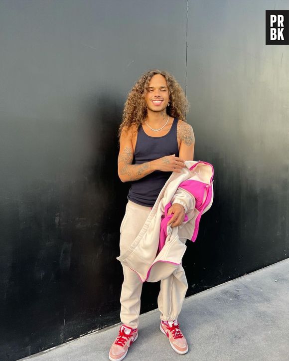 Vitão  fez um desabafo em seu Instagram pedindo pelo fim da ridicularização à sua arte e vida pessoal.