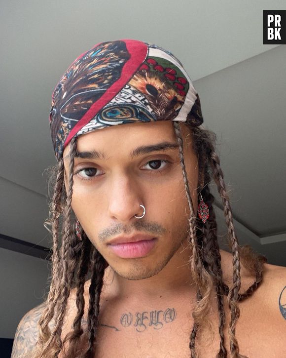 Vitão desabafa: "Criou-se também, nos dois últimos dois anos, uma cultura de me ridicularizar de muitas formas. Passou a ser legal me zoar. Já notei. Não é legal"