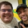 Casimiro declara voto em Lula e foto de youtuber com Neymar retorna às redes