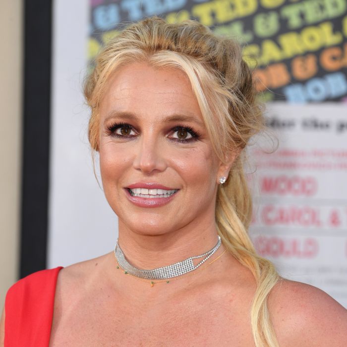 Britney Spears sobre Millie Bobby Brown querer interpretá-la em cinebiografia: &quot;Não estou morta&quot;