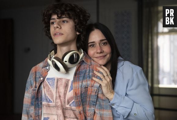 "Travessia": Rudá (Guilherme Cabral), filho de Guida (Alessandra Negrini), sairá de casa após briga em família