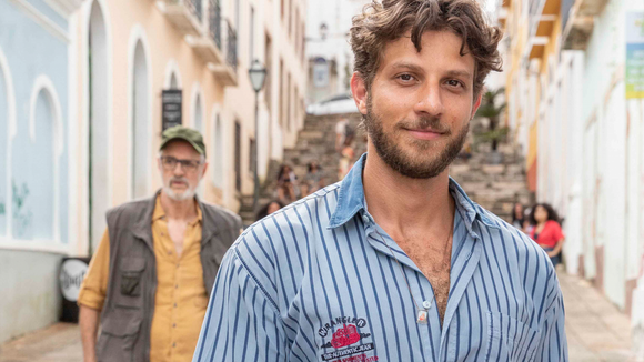 "Travessia": Ari se une a Guerra e termina relação com Dante. Entenda!