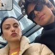 Camila Mendes, 28, e Rudy Mancuso, 30, comemoraram o Ano Novo juntos em Miami