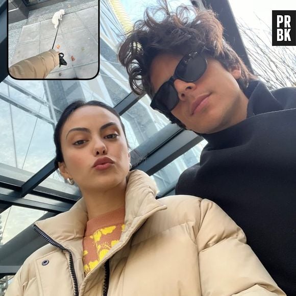 Camila Mendes, 28, e Rudy Mancuso, 30, comemoraram o Ano Novo juntos em Miami