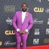 Critics Choice Awards 2023: Brian Tyree Henry de terno roxo