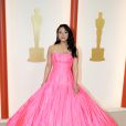  Stephanie Hsu  e mais famosas no tapete vermelho do Oscar 2023