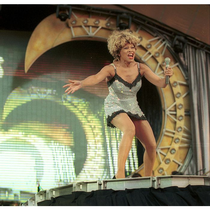 Tina Turner tinha uma enorme presença de palco e lançou hits inesquecíveis