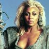 Tina Turner também era uma ótima atriz e atuou em diversos filmes, como "Mad Max"