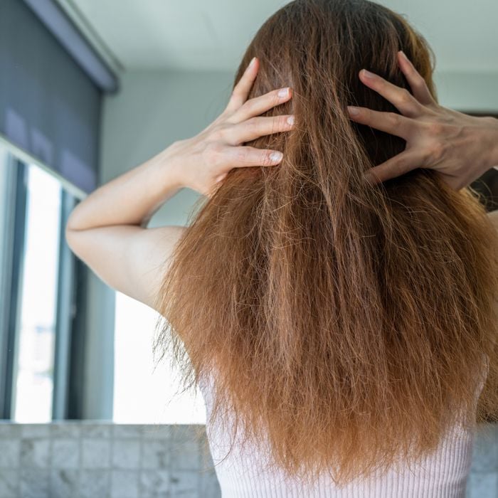 Confira 5 formas de recuperar seu cabelo ressecado