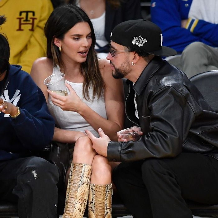 Confirmaram! Kendall Jenner e Bad Bunny são finalmente flagrados aos beijos e confirmam romance
