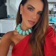 Mariana Rios está sendo criticada por entrar de penetra em casamento