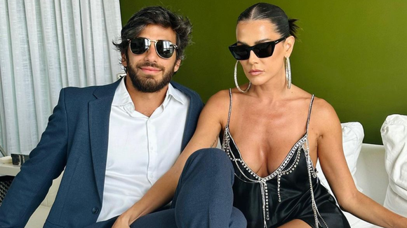 Deborah Secco: 6 vezes que ela fez propaganda do próprio marido na hora do sexo