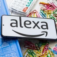 Usamos a Alexa para pouco mais do que definir temporizadores e música. Esse é um grande problema para a Amazon