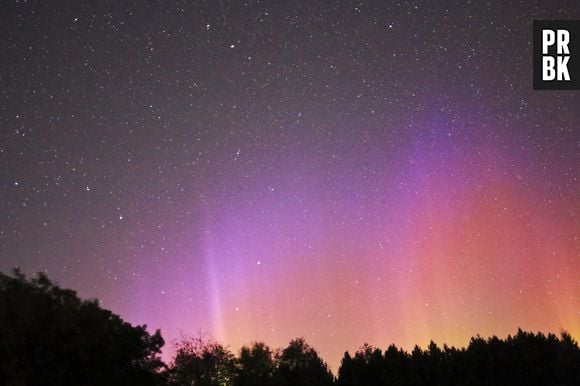 Homem conseguiu presenciar uma aurora boreal rosa